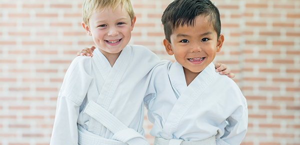 crianças sorrindo jiu jitsu paraiso